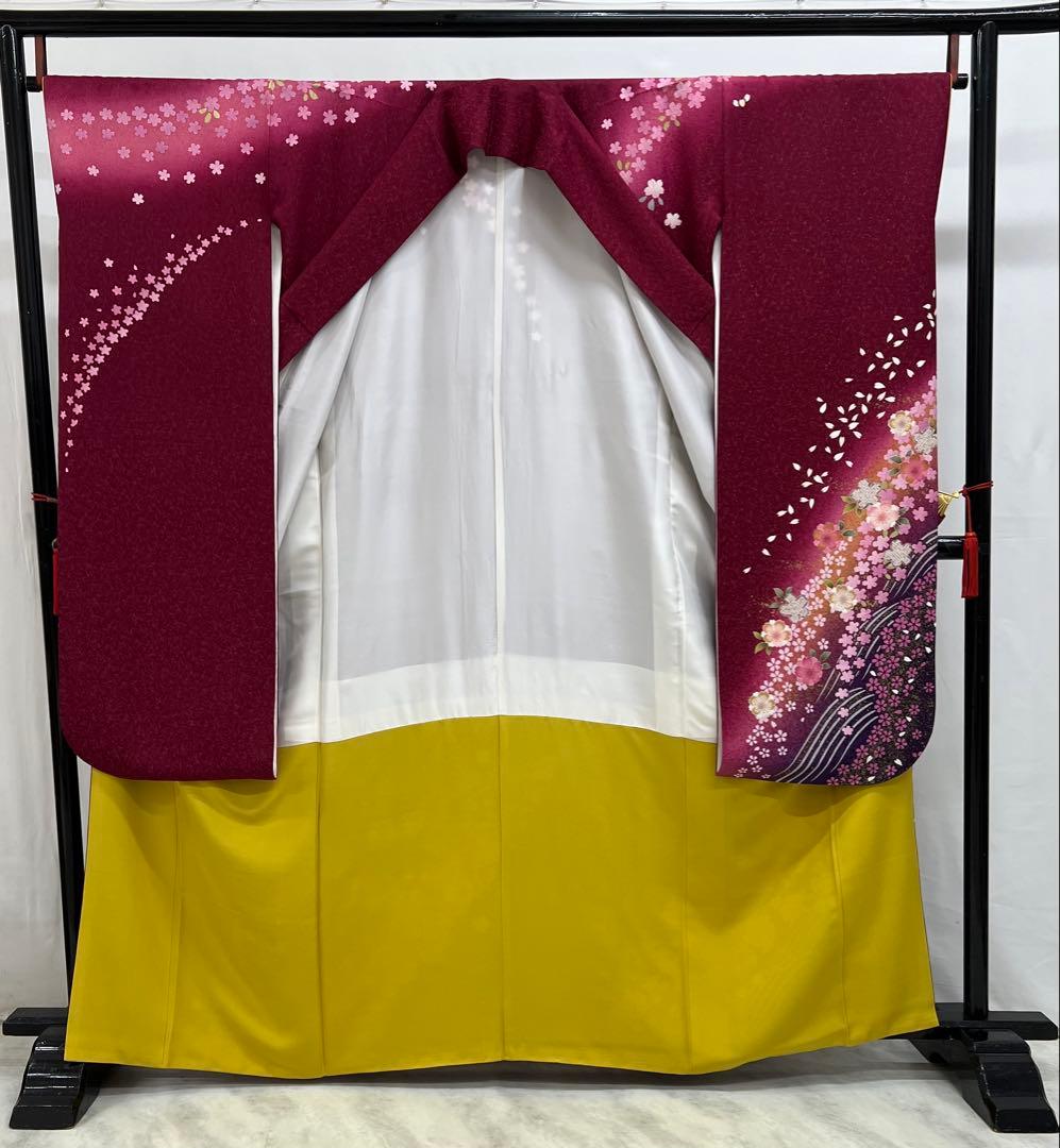 振り袖　フルセット　長襦袢　成人式　 金彩加工　刺繍入り　金通し　ワイン 655