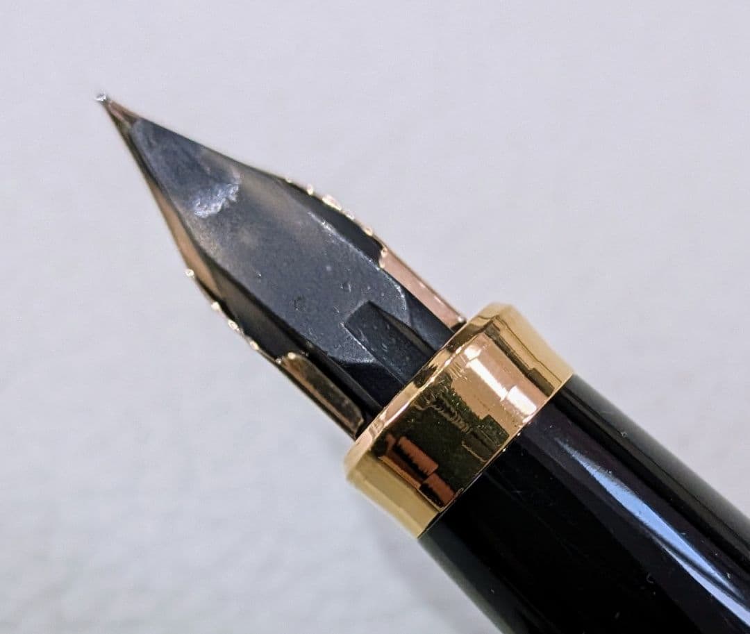 PLATINUM　蒔絵「鴨と紅葉」 　ペン先18K