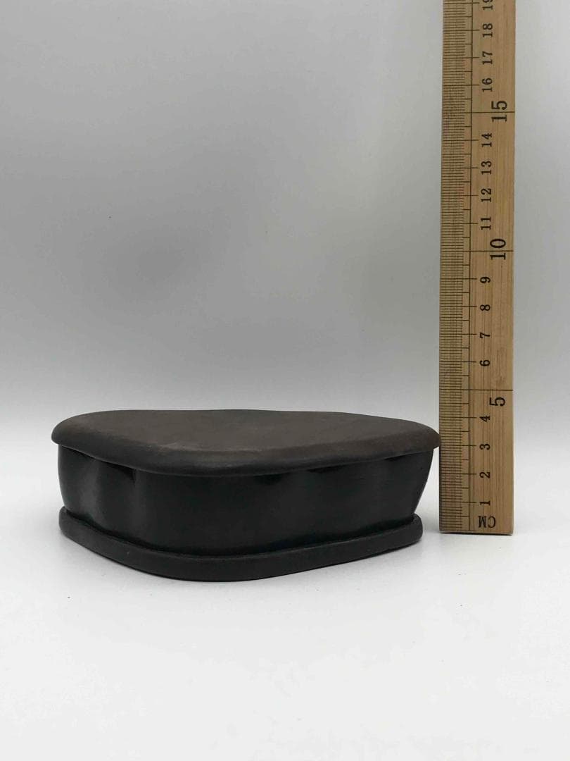 古端渓硯　清時代　蓮型硯　唐木蓋付き　極上品　時代物　初出し物(A-56)