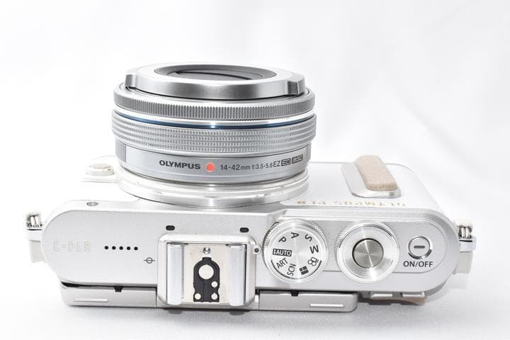 【美品】OLYMPUS PEN E-PL8 ホワイト レンズキット