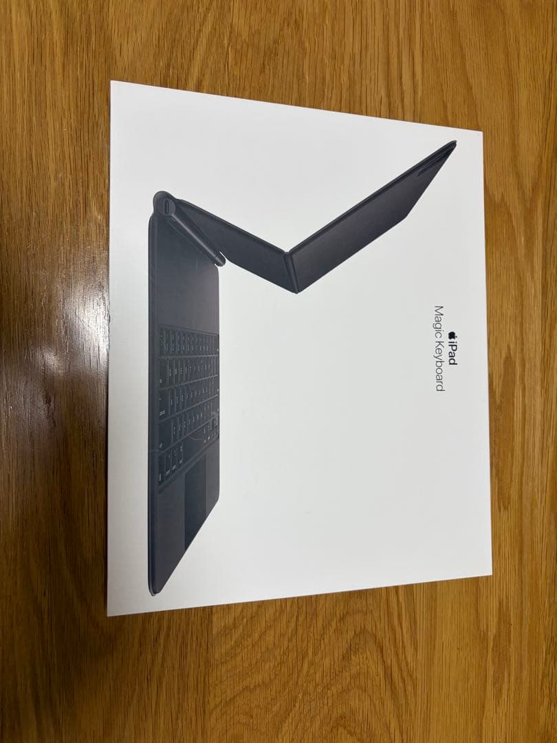 C*m様 iPad pro 12.9インチ(第4世代)128GB マジックキーボ