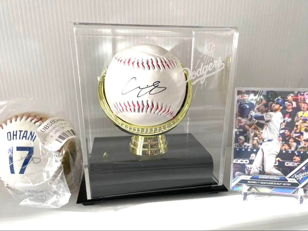 大谷翔平　直筆サインボール ロゴ入りディスプレイケース付