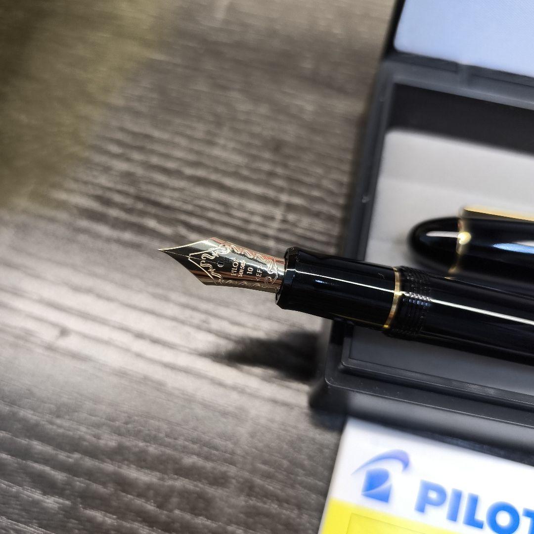 PILOT Custom742 万年筆 EF（極細字） 黒