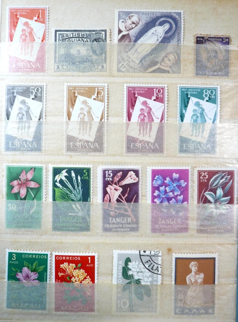 古い海外切手（使用済み、未使用混在２４９枚セット）