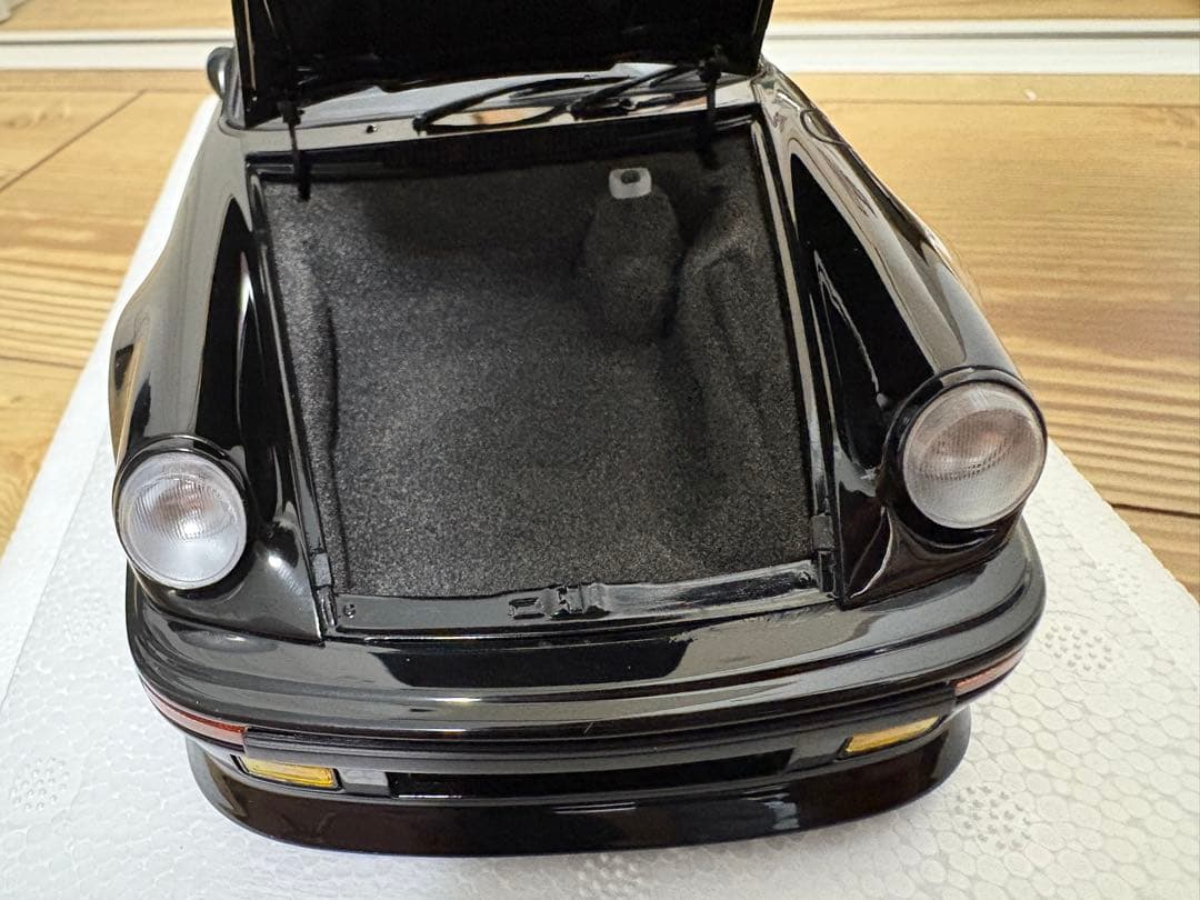 AUTOart Porsche 911 ブラックバード　湾岸ミッドナイト