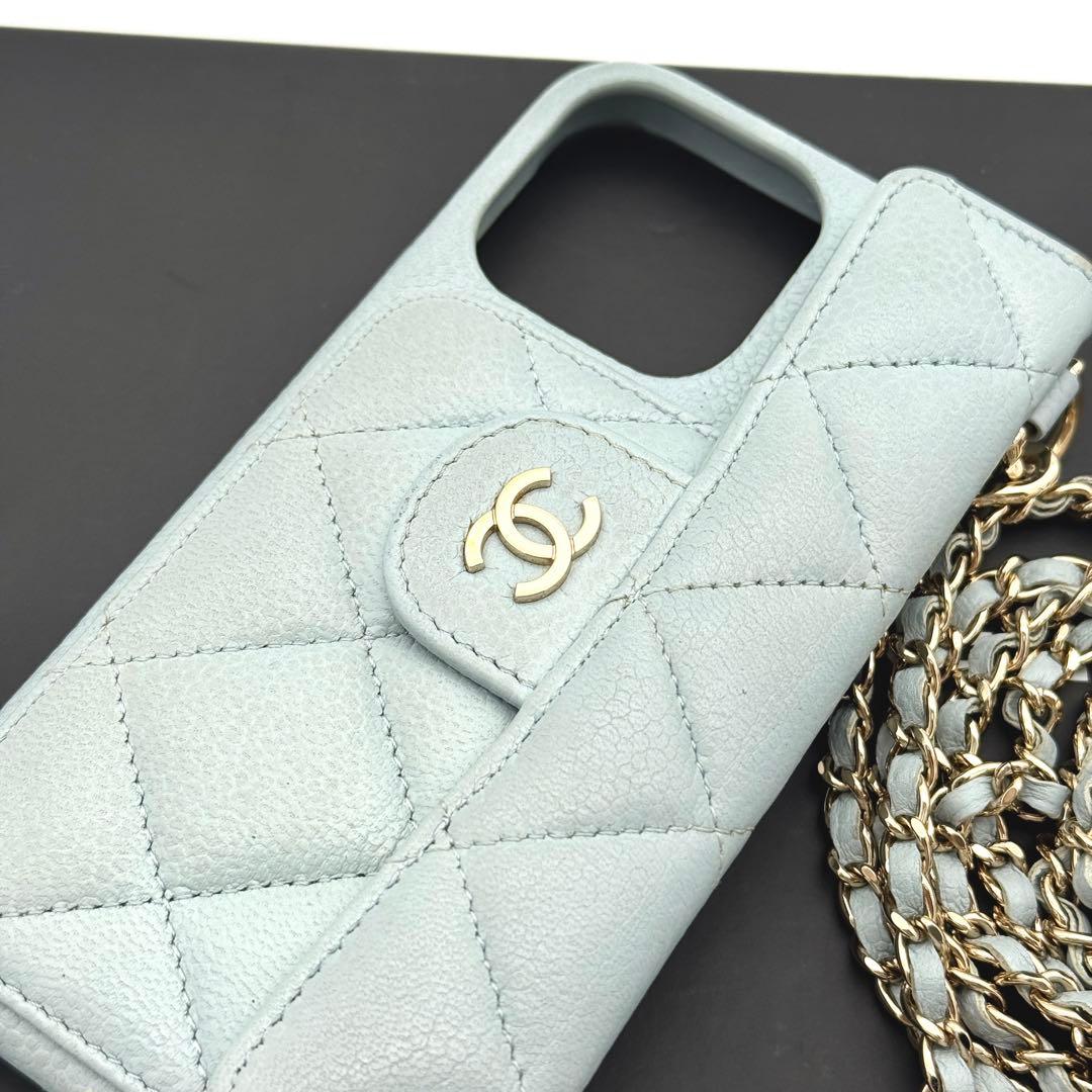 CHANEL キャビアスキン iPhone 13 Pro ケース マトラッセ 青