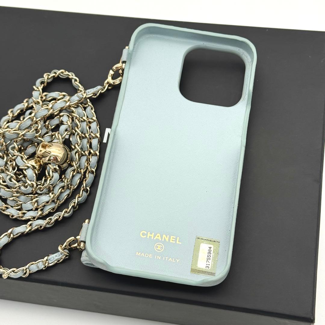 CHANEL キャビアスキン iPhone 13 Pro ケース マトラッセ 青