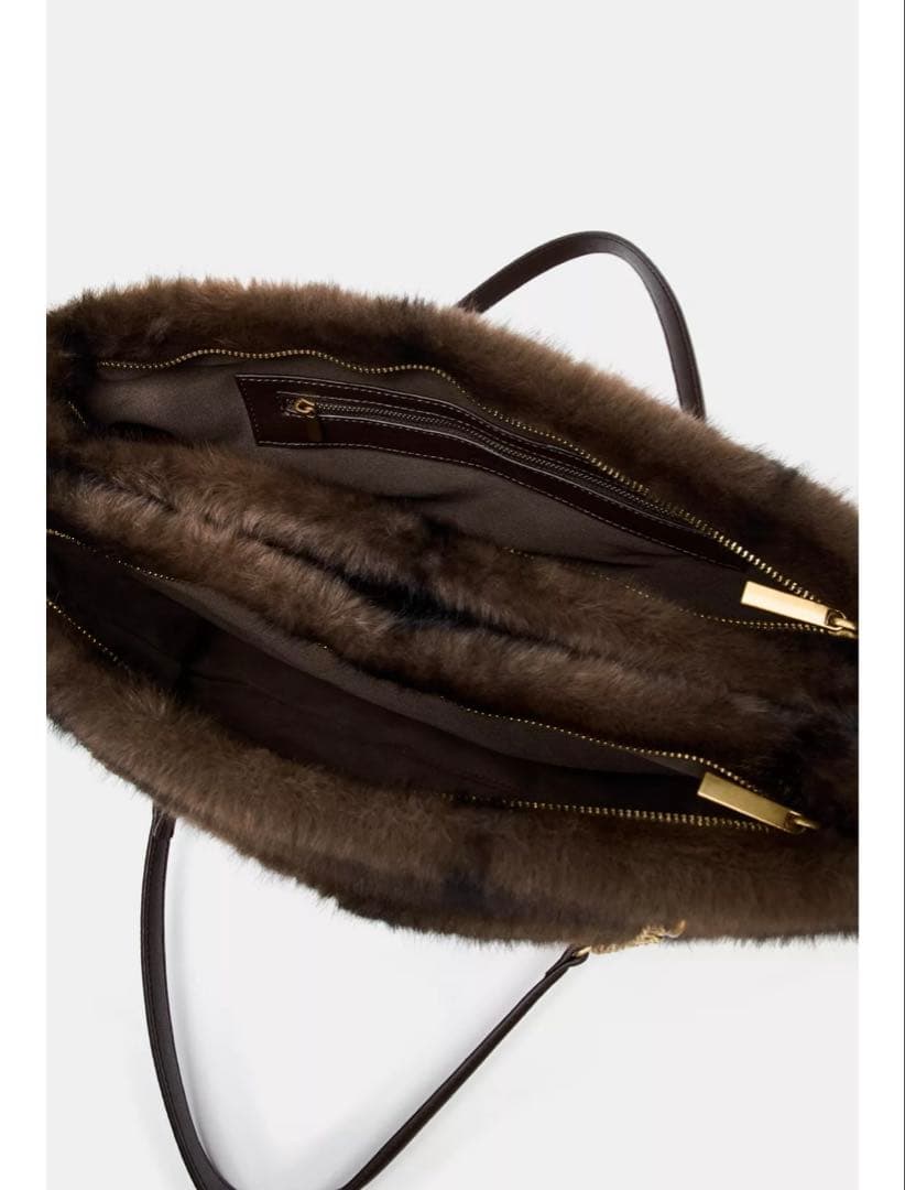 ZARA フェイクファーショルダーバッグ