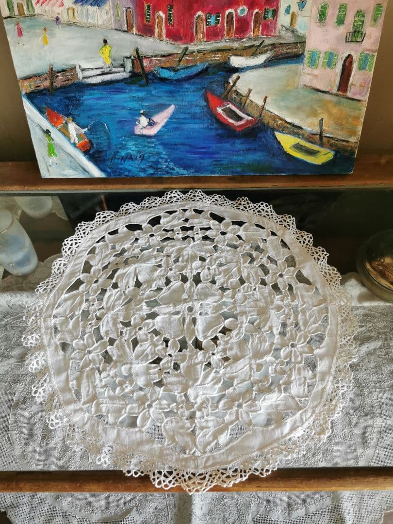 アンティークイタリア オープンカットワーク花刺繍＆ボビンレース ラージドイリー