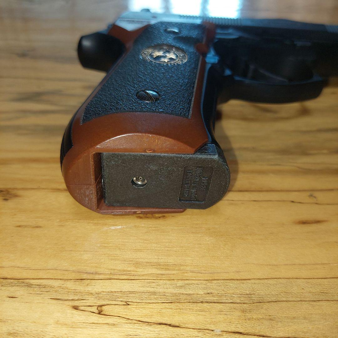 バイオハザードモデルガスガン ブラック/ブラウン