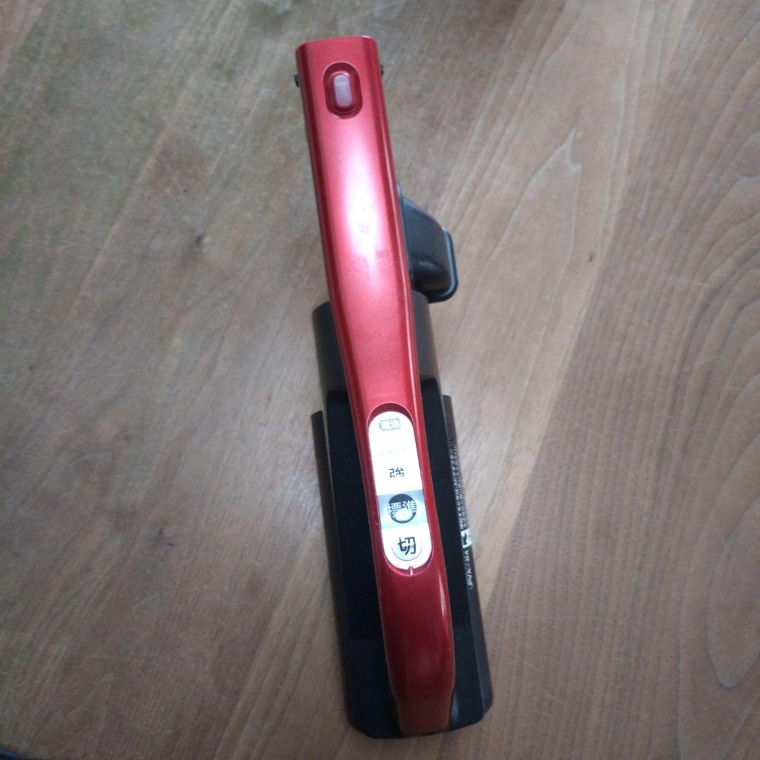 日立　コードレススティッククリーナー　レッド　充電器とセット