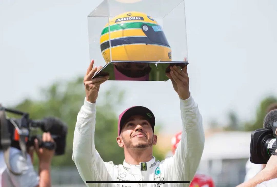 【没後30周年】1988モデル 1/1 アイルトン・セナ 公認レプリカヘルメット