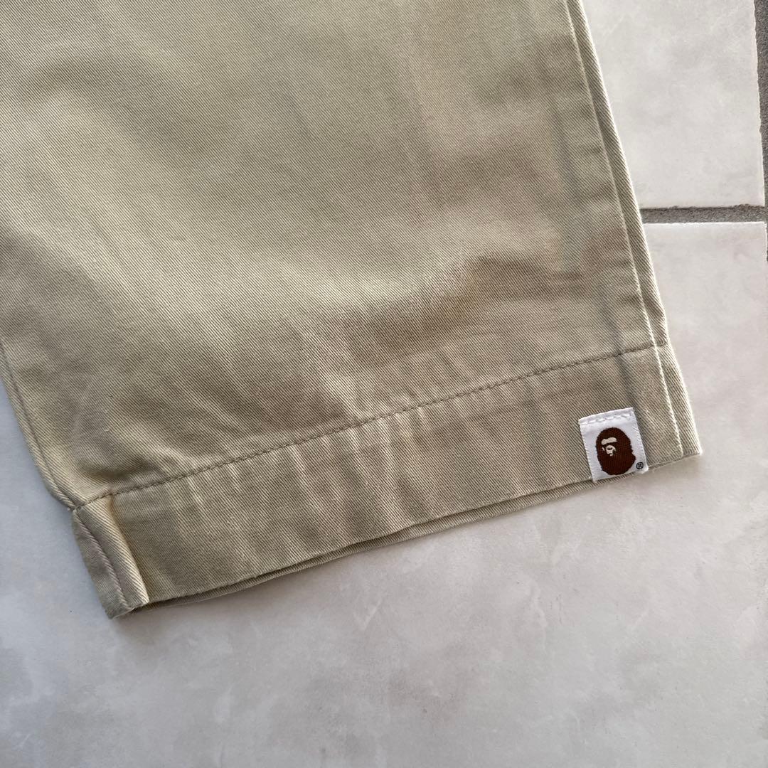 エイプ　ベージュ チノパン
