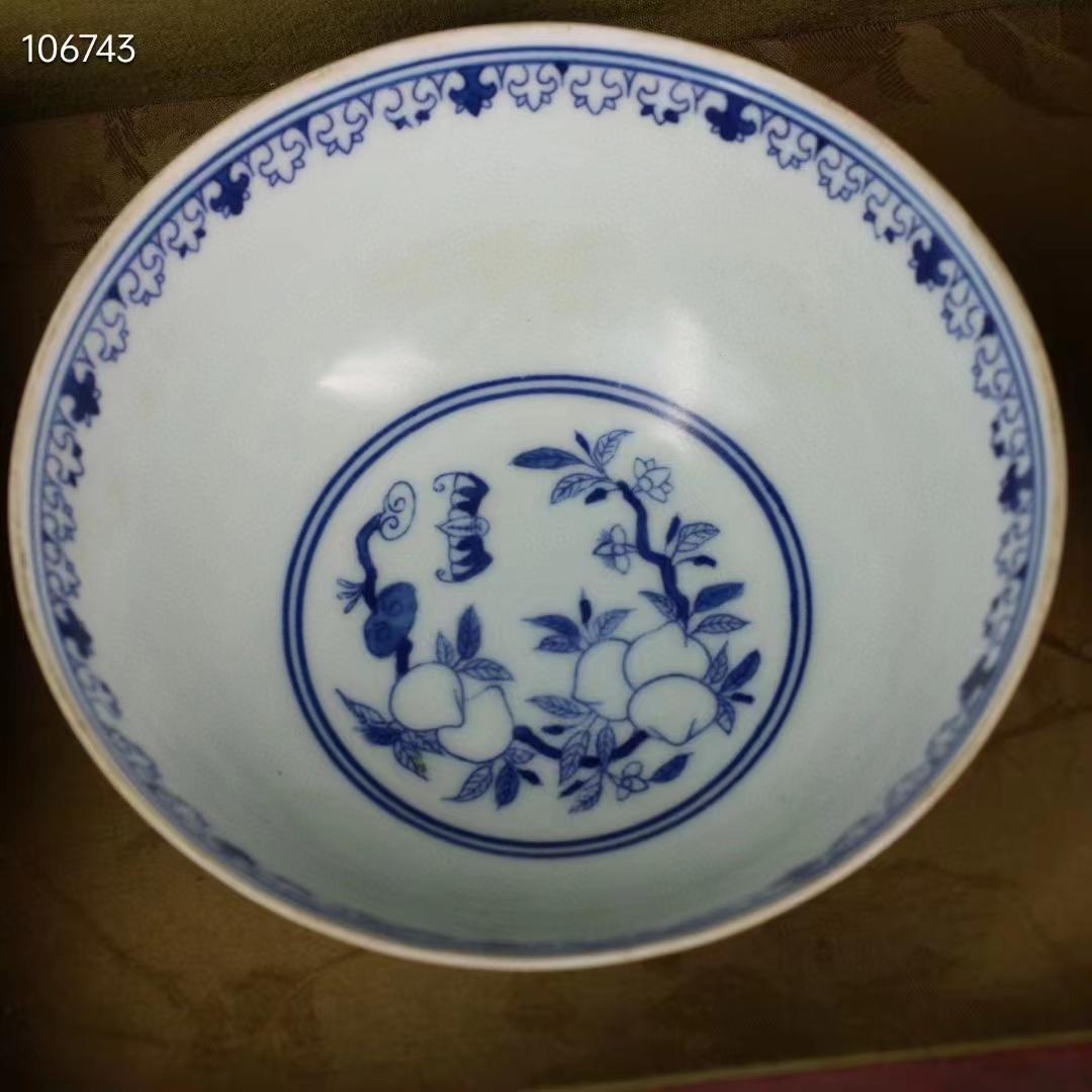 中国古美術・旧蔵の極品青花磁碗一対・古い漆器箱付き・置物・文房具