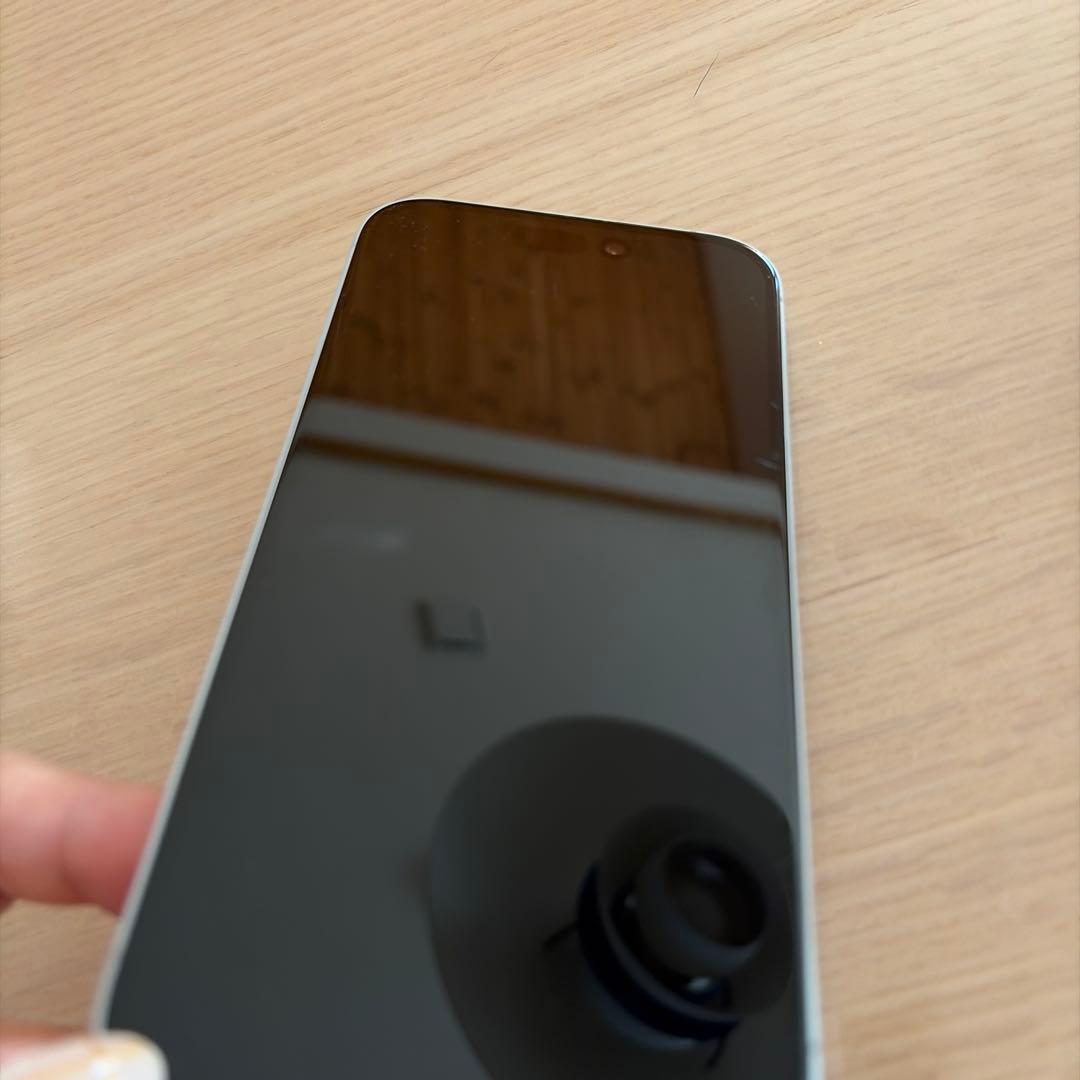 Apple iPhone16 128GB ホワイト 本体　SIMフリー