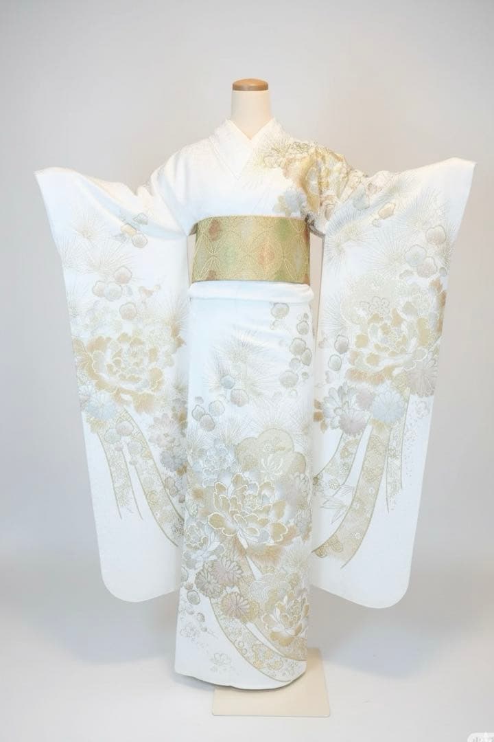 ＊新品＊高級振袖美品 振袖 白地 金駒刺繍 豪華絢爛な花々 結婚式 成人式