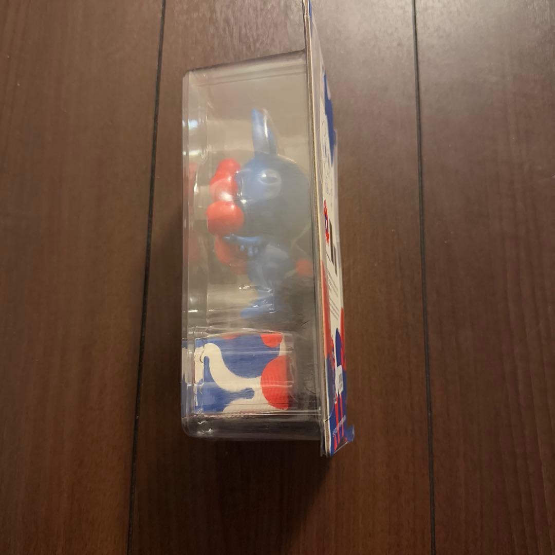 LABUBU MYAKU-MYAKU ストラップ付きフィギュア