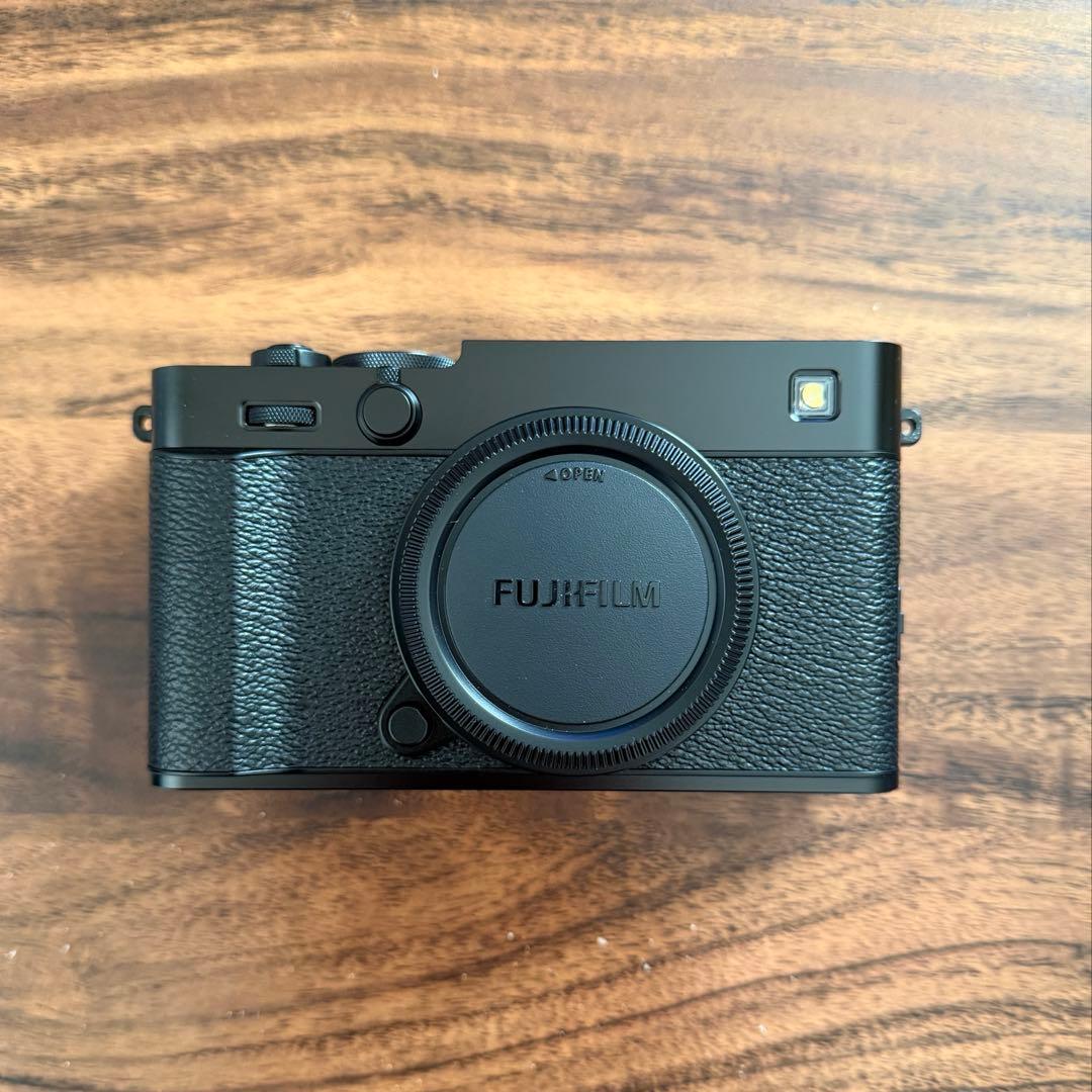 富士フイルム X-E5