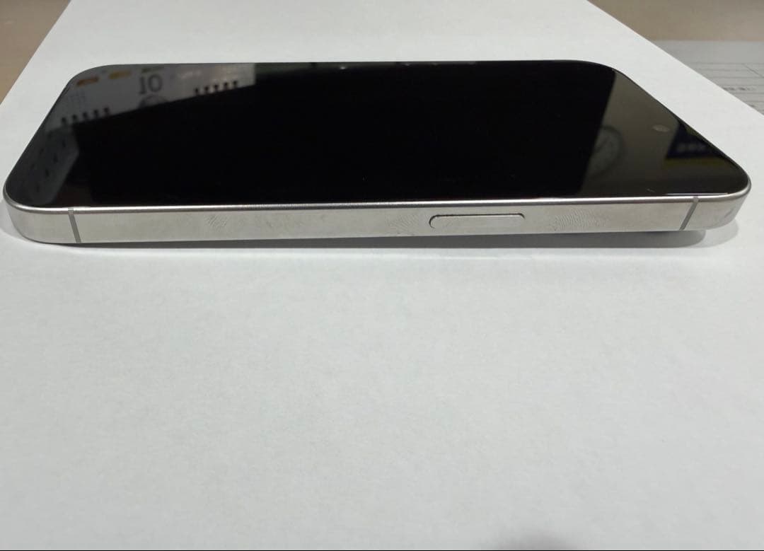 Apple iPhone 15Pro (256GB)シルバー 本体