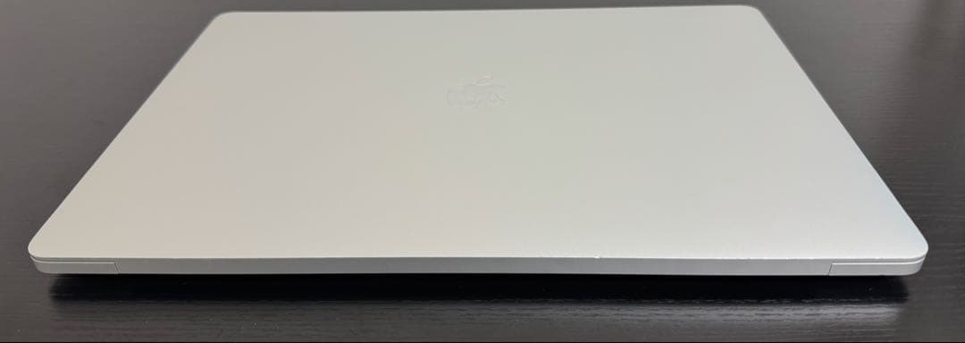 MacBookPro i9 32GB 1TB 充放電206回 バッテリー84%