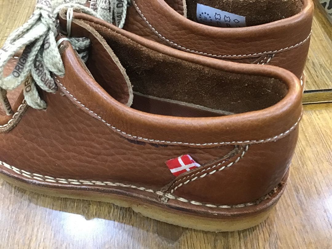 ダンスク(ダックフィート)555ＮＵＴ42新品定価¥42900