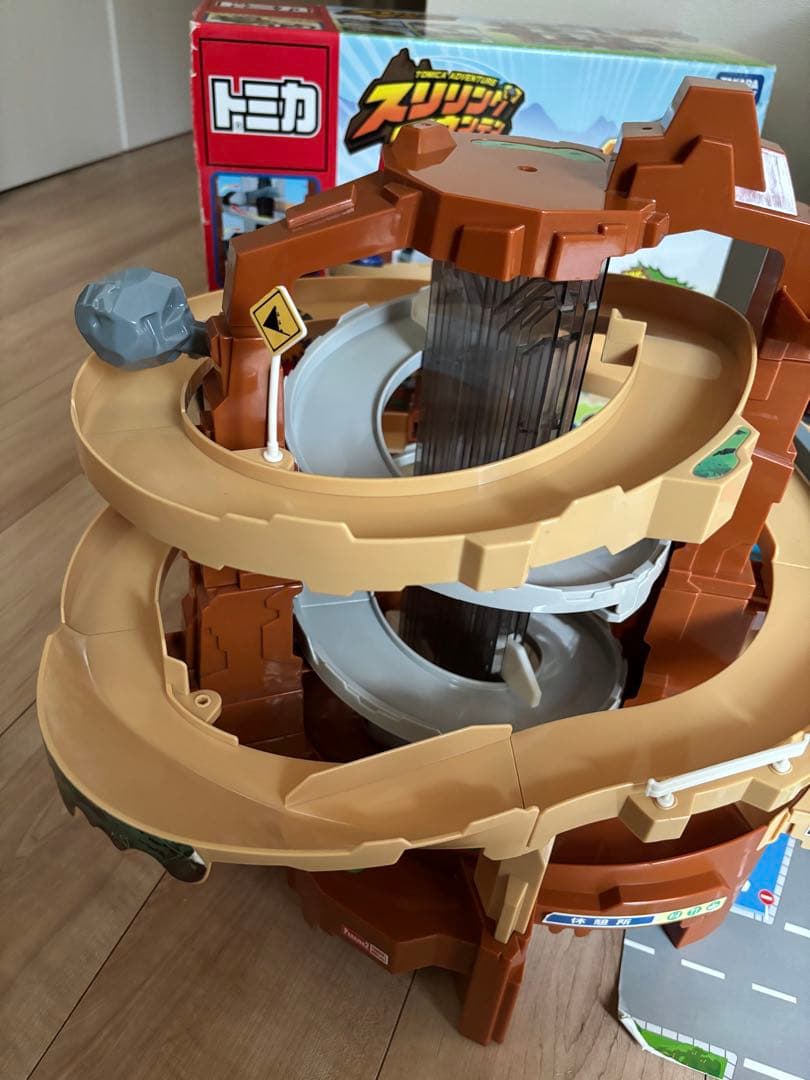 トミカ　まとめ売り４点