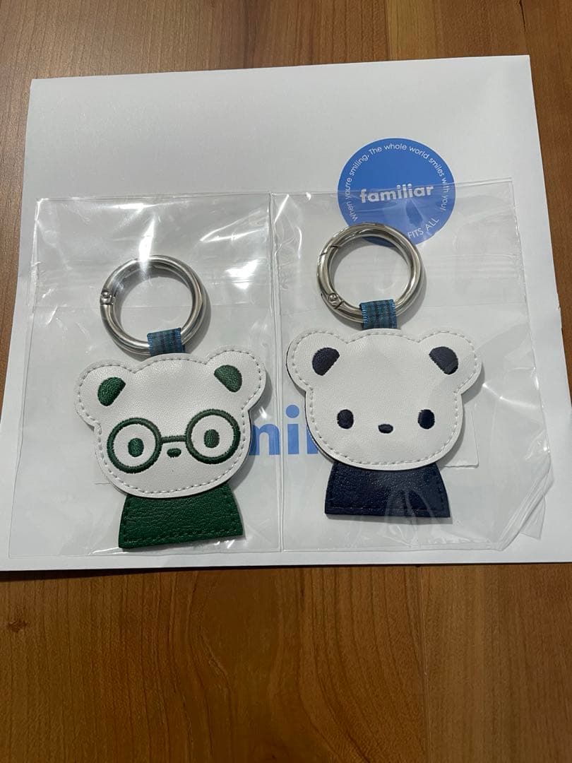 ファミリア　ネームホルダー　新品・未使用