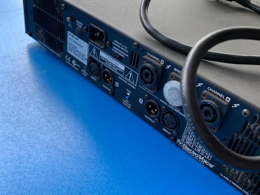 EV Electro Voice エレクトロボイス CP1800 パワーアンプ