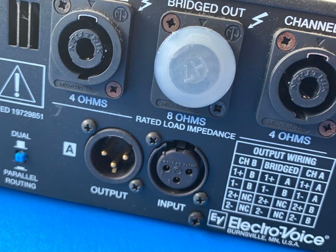 EV Electro Voice エレクトロボイス CP1800 パワーアンプ