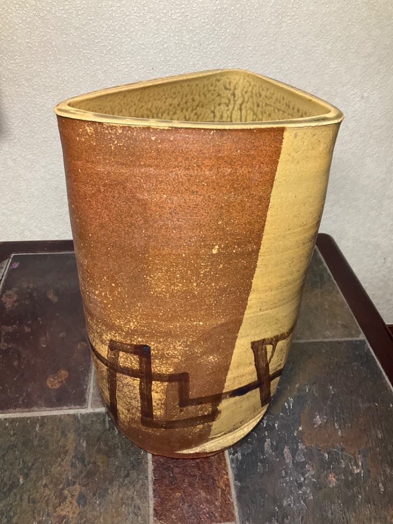 【お値下げ】萩焼　玉俤山　野坂江月堂　伊羅保手　花器　希少