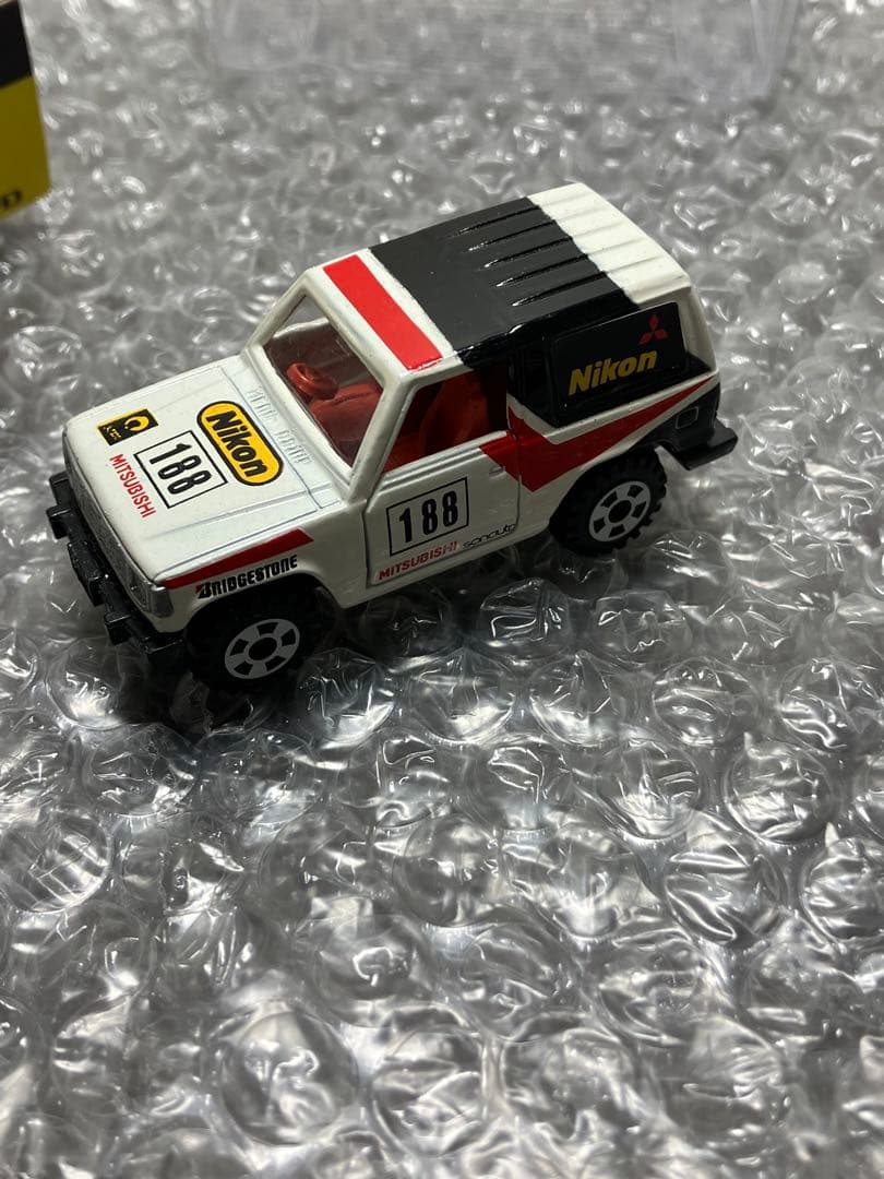 トミカ 黒箱 日本製 No.69 ニコン 特注 三菱 パジェロ 4WD