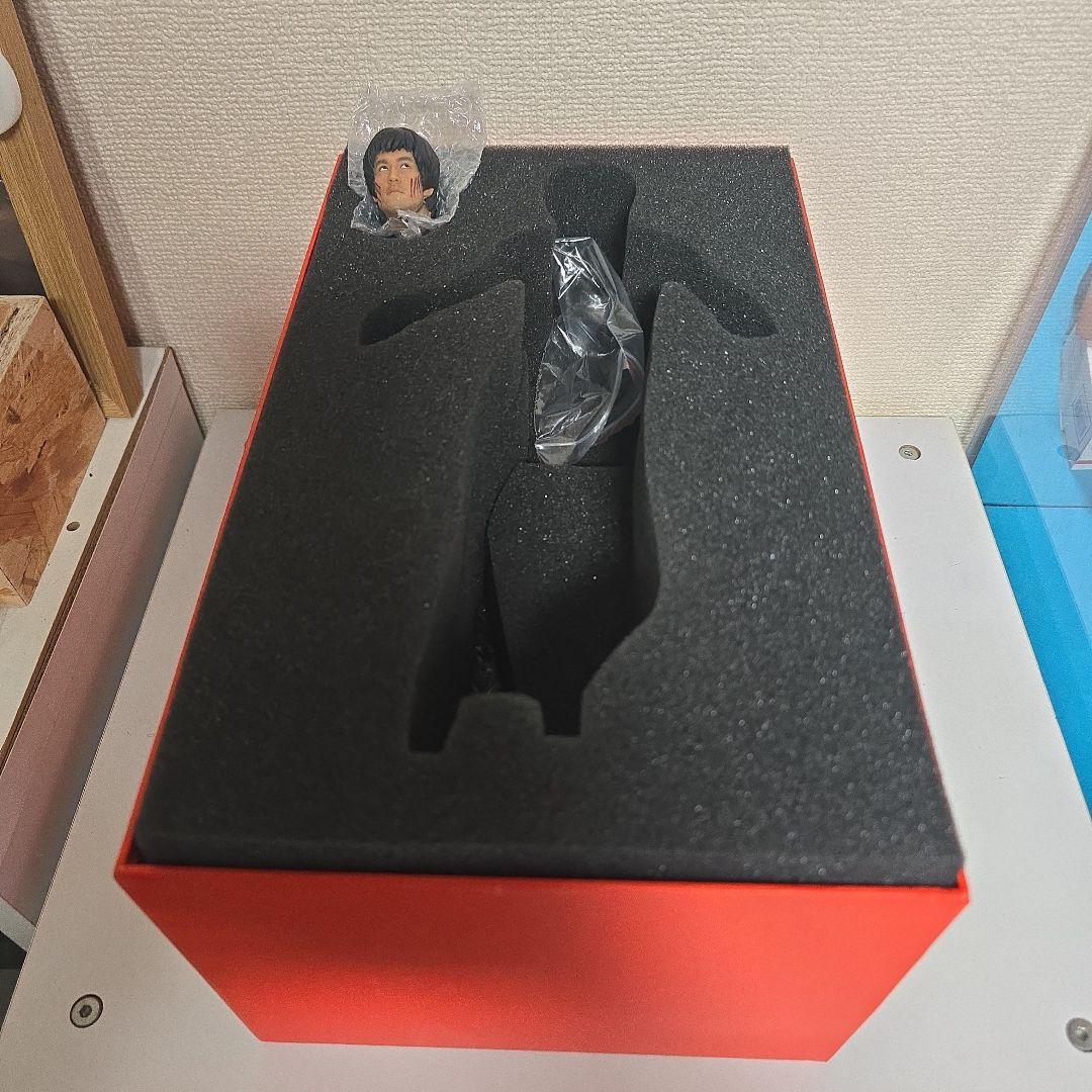 ブルース・リー フィギュア