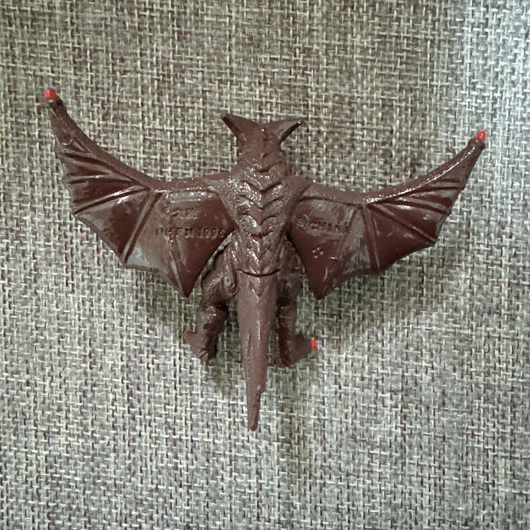 ゴジラ・ガメラ　怪獣フィギュア9体