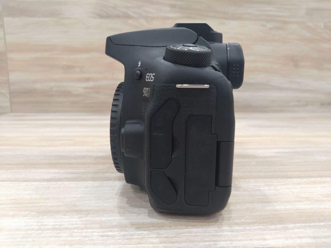Canon EOS 90D デジタル一眼レフカメラ キャノン
