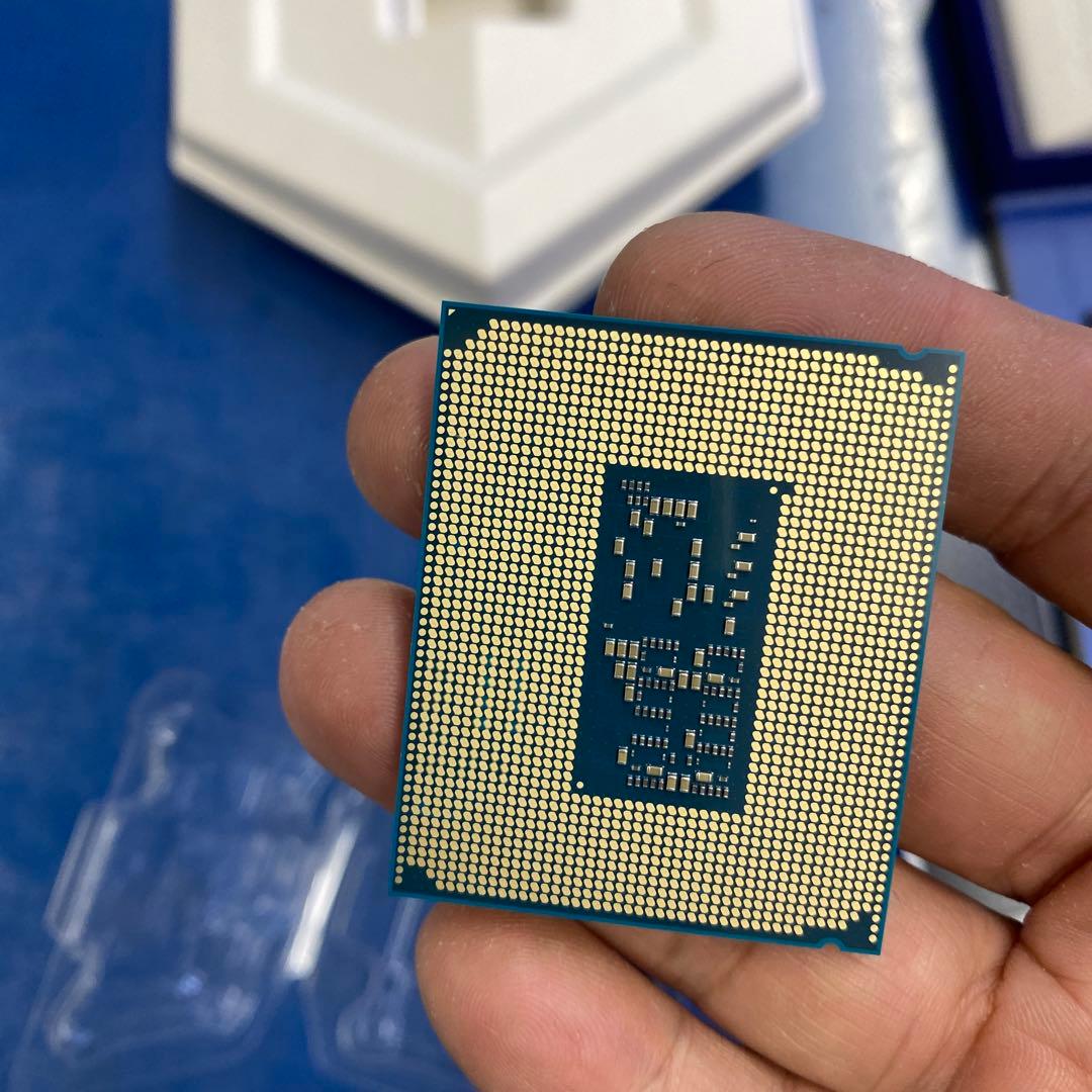 ★送料込み♣︎INTER ULTRA i9 285K LGA1851