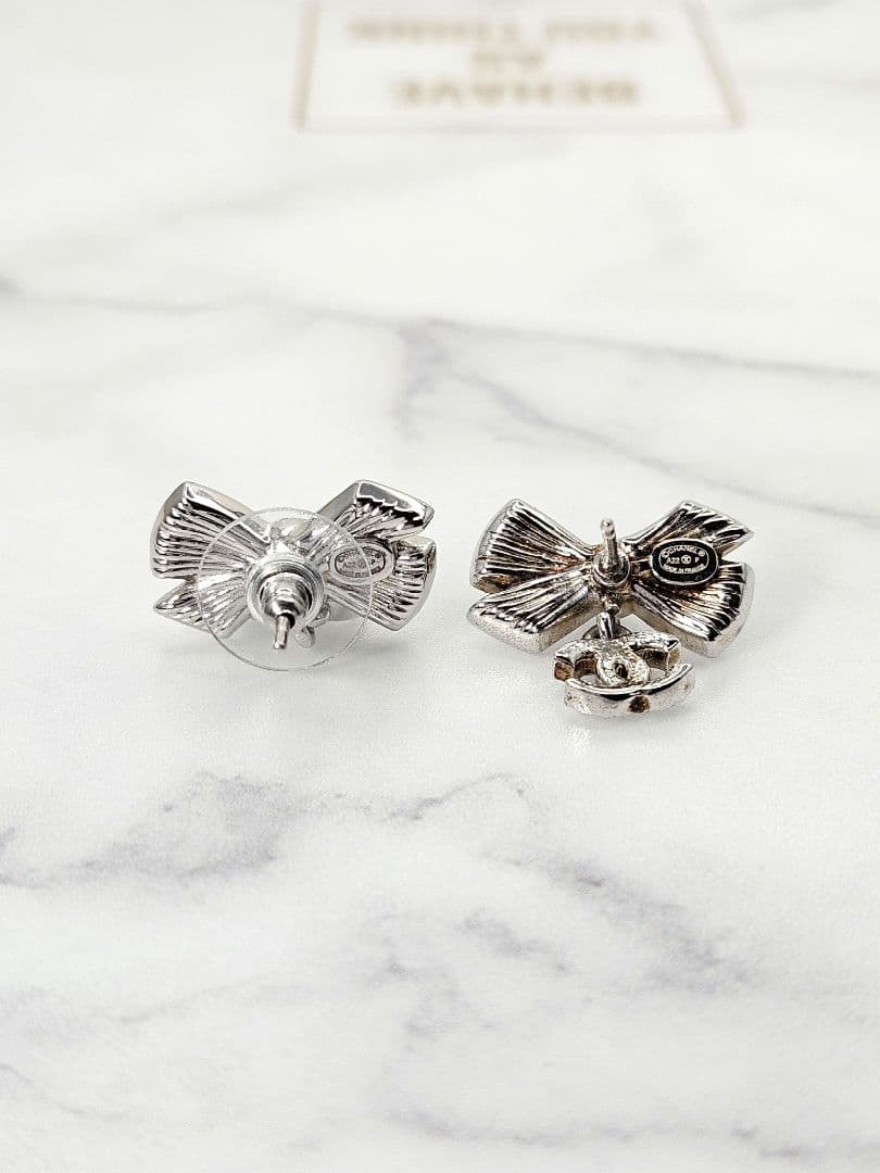 CHANEL シャネル リボンモチーフ ココマーク ラインストーン ピアス