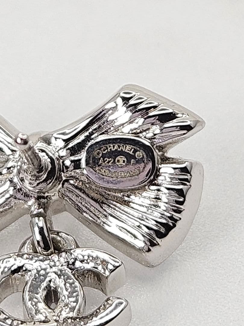 CHANEL シャネル リボンモチーフ ココマーク ラインストーン ピアス