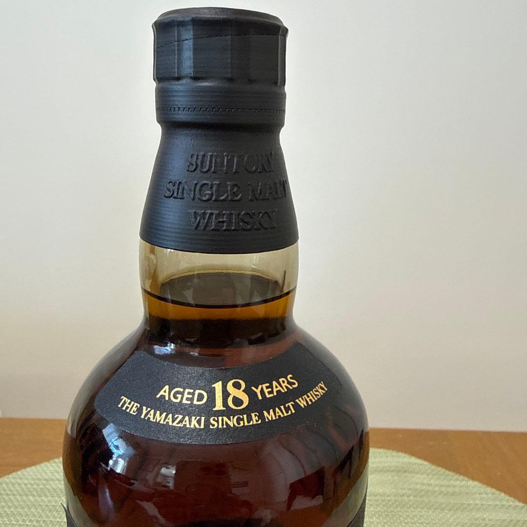 山崎18年シングルモルトウイスキー 700ml 正規品 箱あり