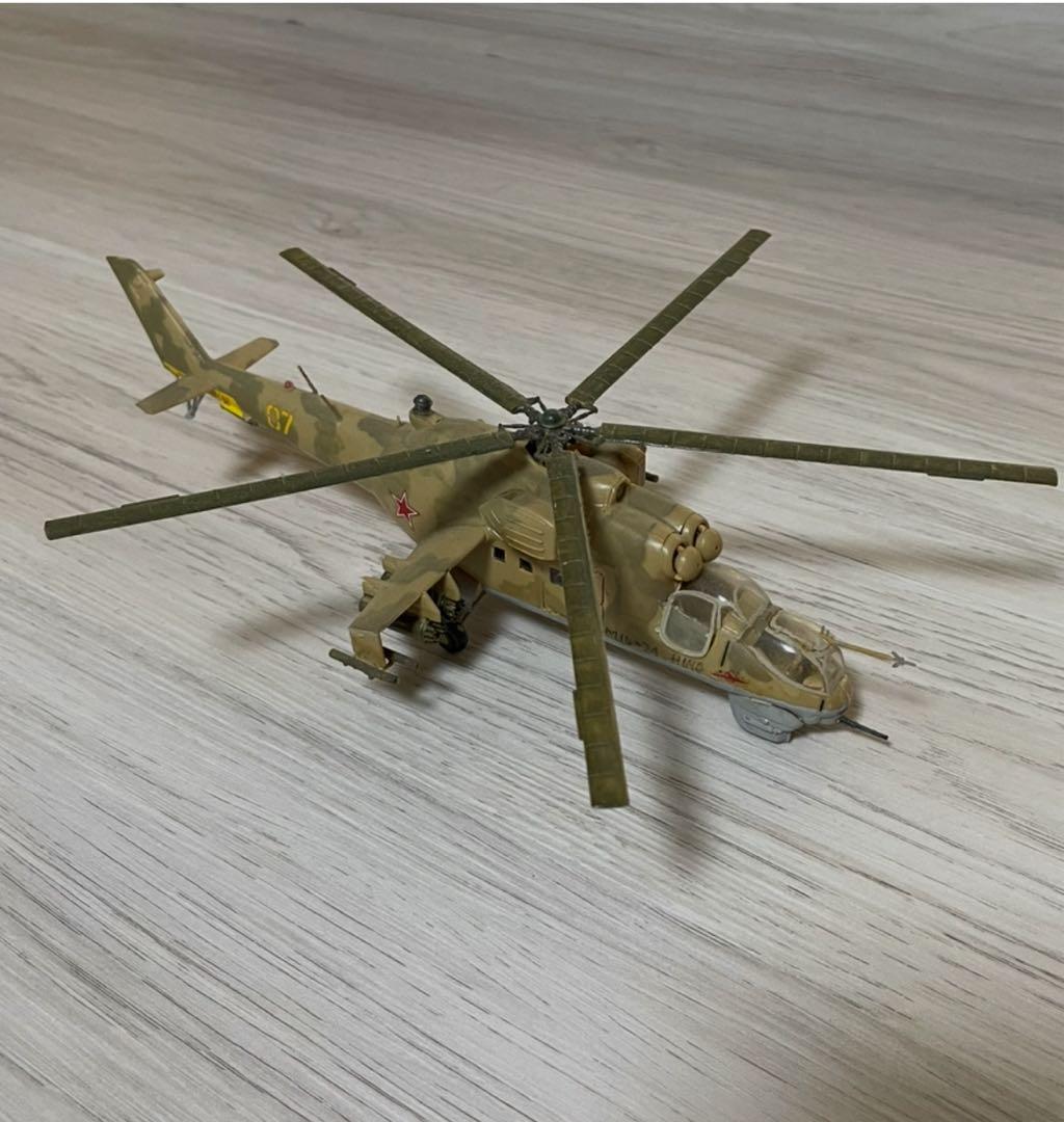 値下げしました。1機壊れてヘリコプターモデル6機になりました。