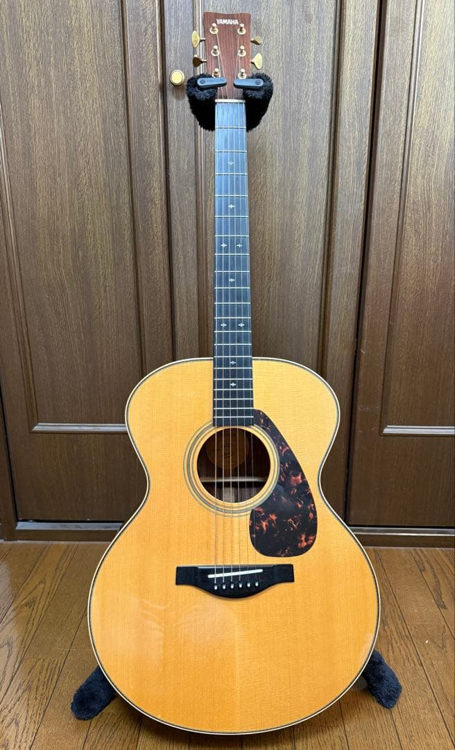 ヤマハ LJ26 ARE アコースティックギター　Fishman PU付エレアコ