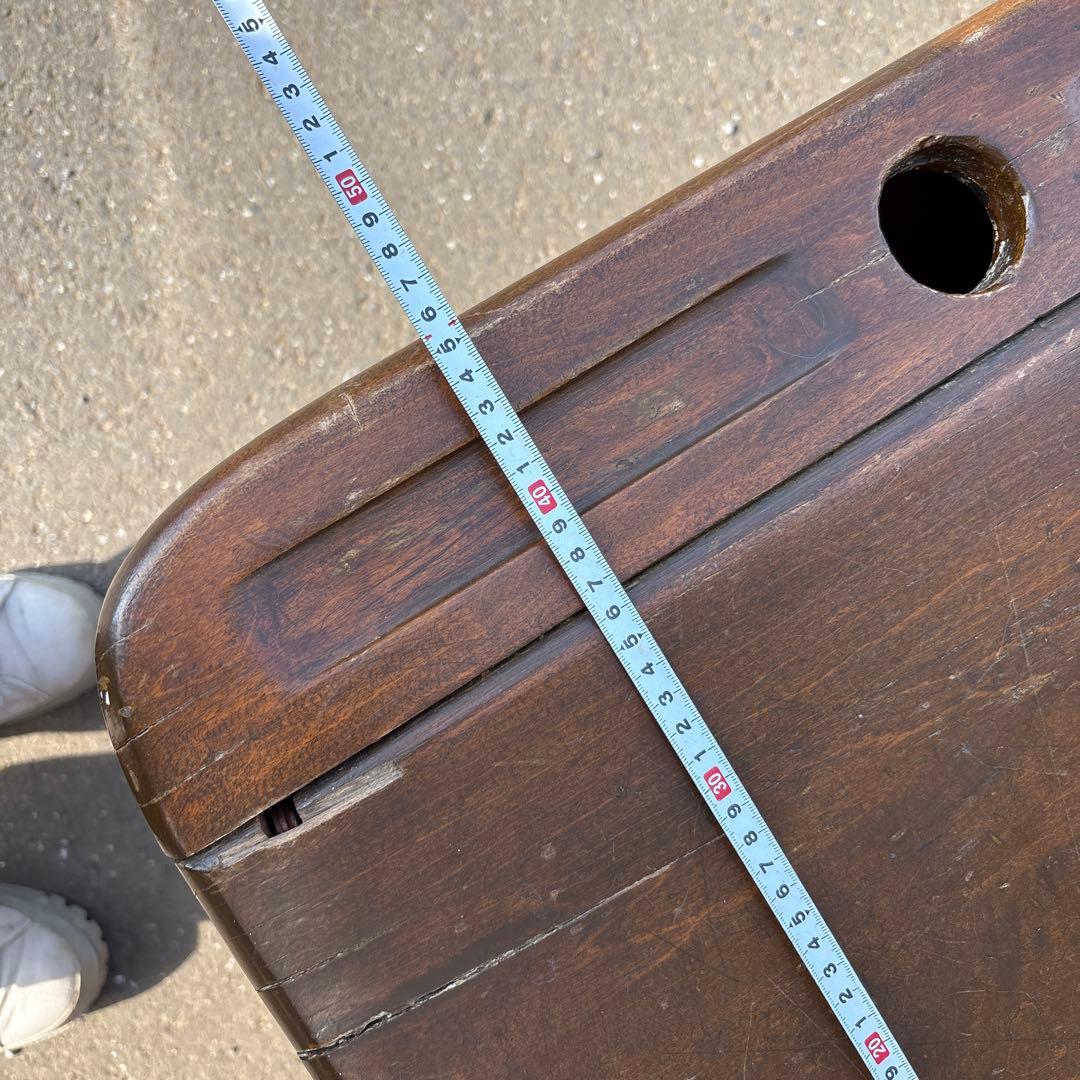 アンティーク　子供用 赤い机　椅子付き