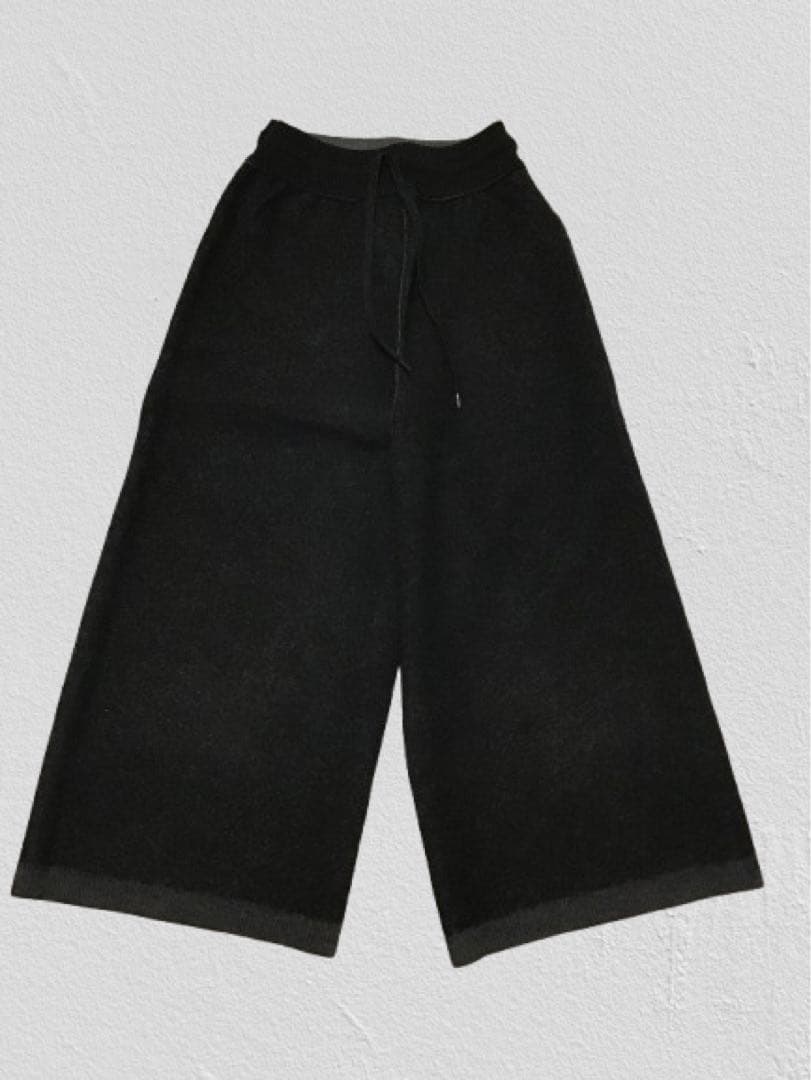 【新品未使用タグ付】iinesダークグレー リバーシブルパンツ