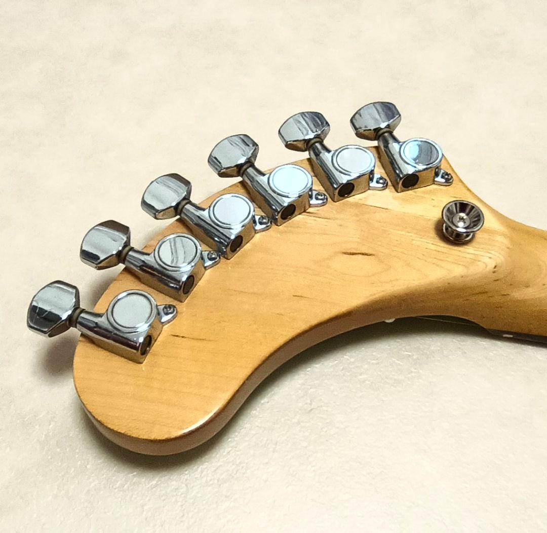 【美品】ZO-3 ミントグリーン アンプ内蔵ミニギター 専用ケース付き！！