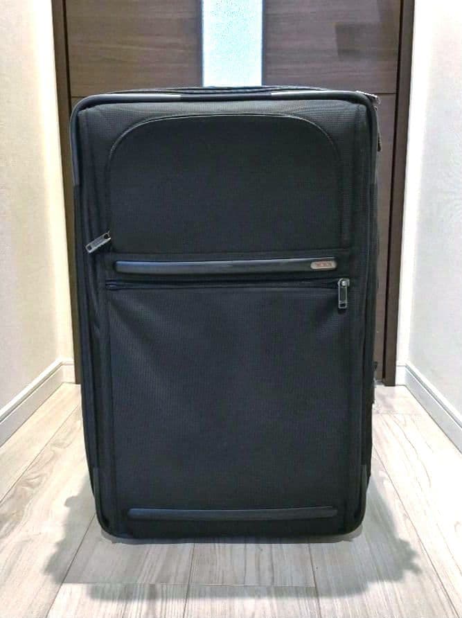 トゥミ　エキスパンダブル　キャリーケース