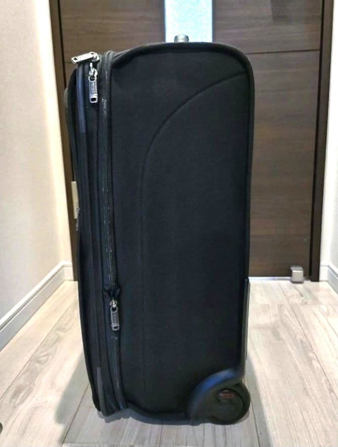 トゥミ　エキスパンダブル　キャリーケース