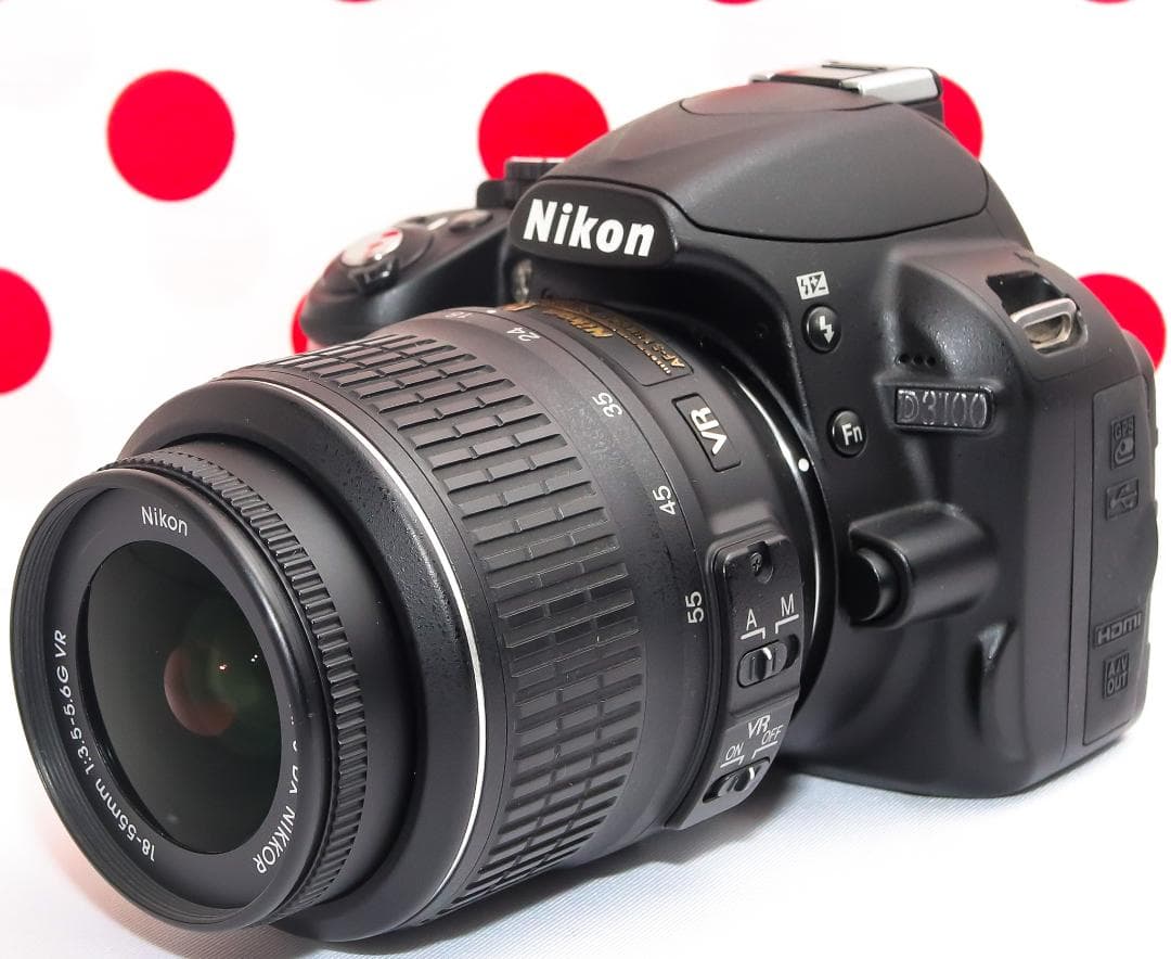 美品 ニコン Nikon D3100❤スマホに転送❤人気機種❤小型軽量一眼レフ❤