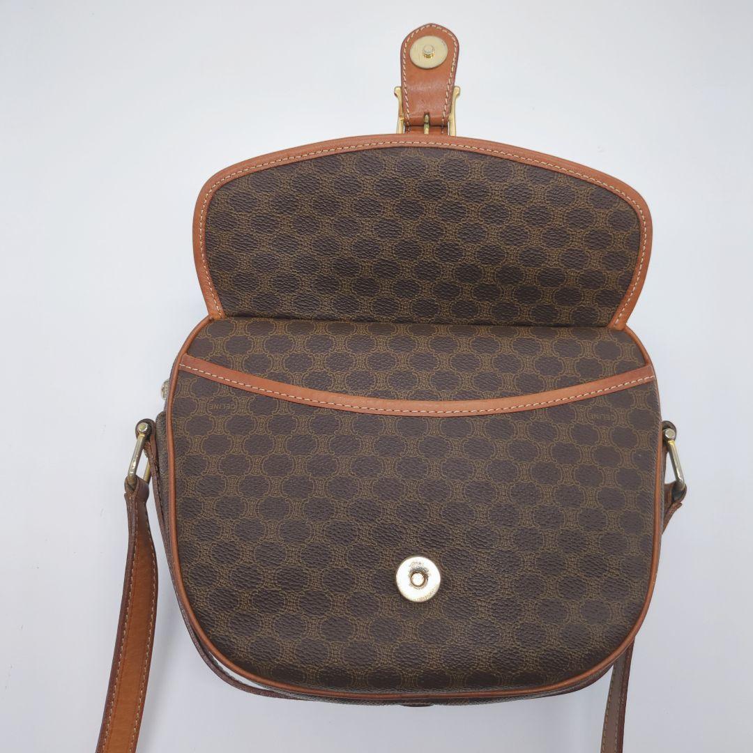 【人気モデル・良品】セリーヌ☆ショルダーバッグ マカダム トリオンフ PVC