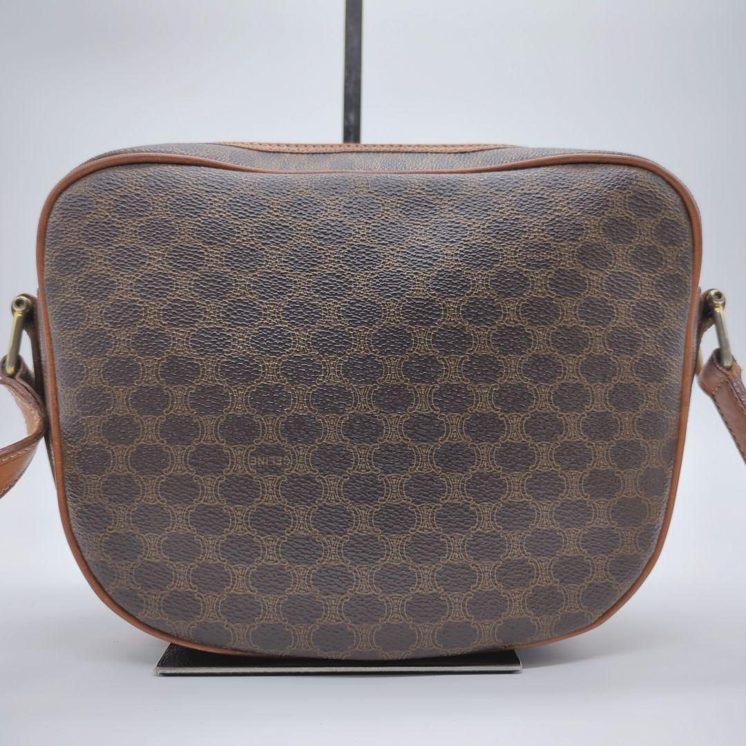 【人気モデル・良品】セリーヌ☆ショルダーバッグ マカダム トリオンフ PVC