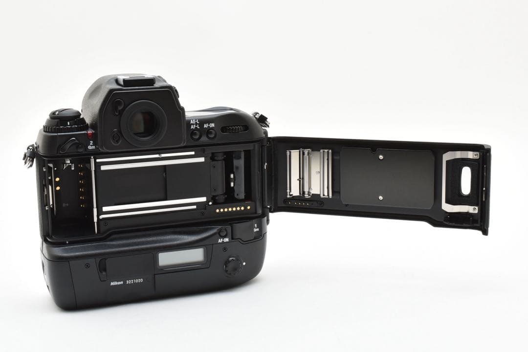 【美品】ニコン NIKON F5 一眼レフフィルムカメラ