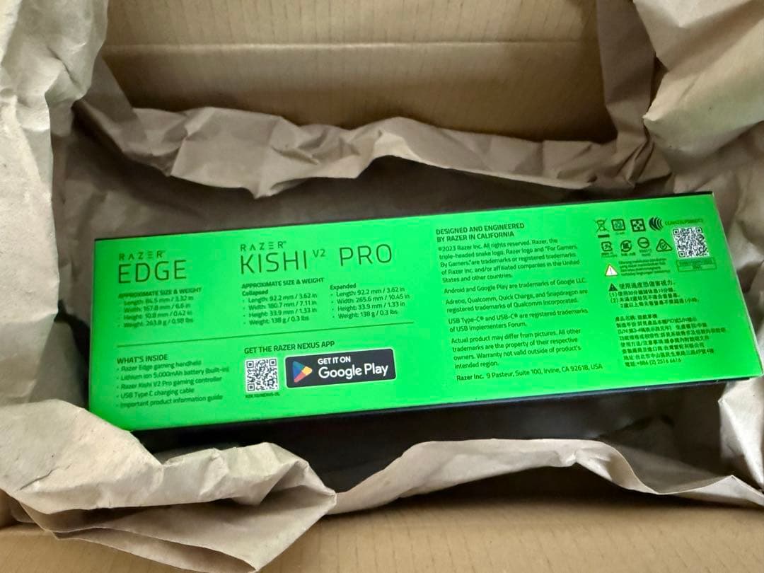 ポータブルゲーミングデバイス コントローラー同梱 6.8インチ 144Hz